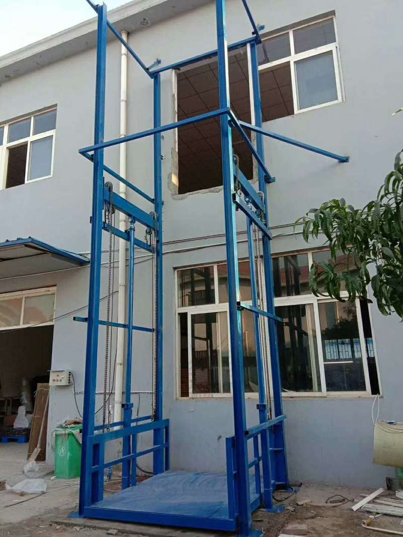 青海简易小型货梯